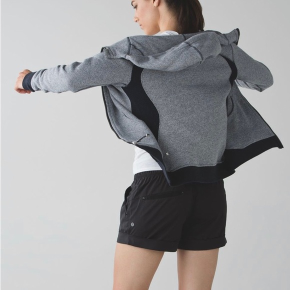 Reposh Lululemon On The Daily Hoodie (Cotton)
Heathered Naval Blue. - Picture 1 of 11